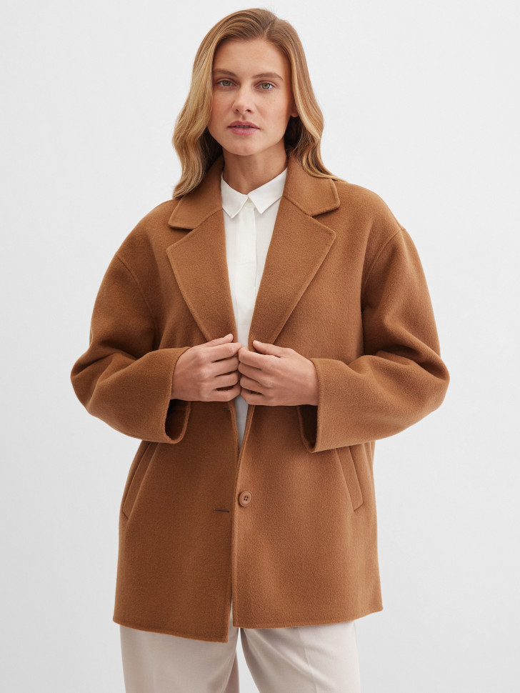 Пальто укороченное из шерсти