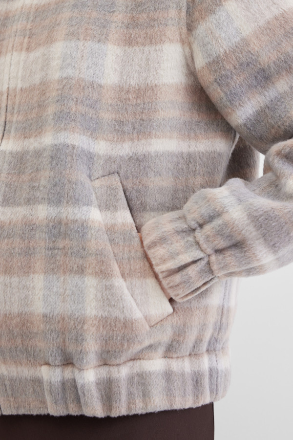 Бомбер с принтом "клетка"