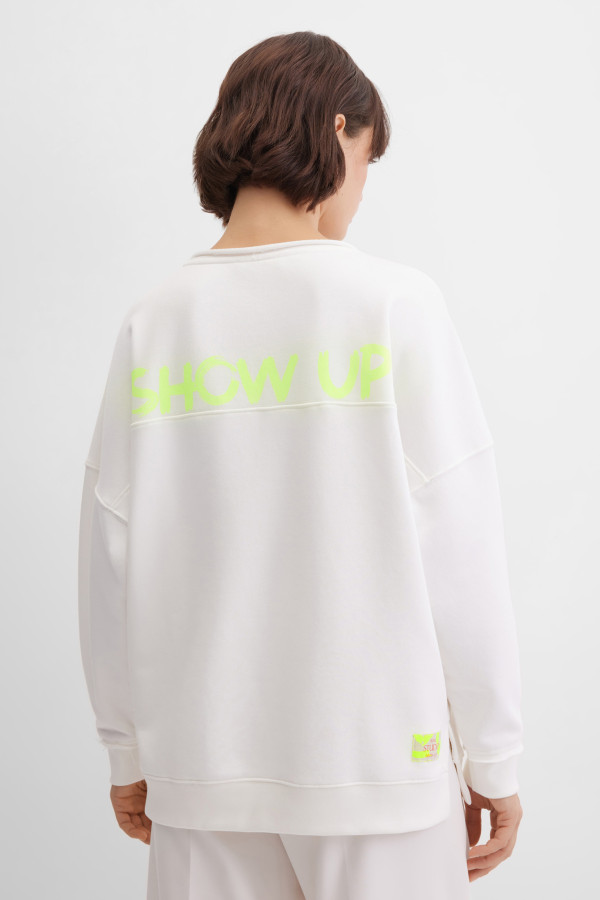 Свитшот оверсайз