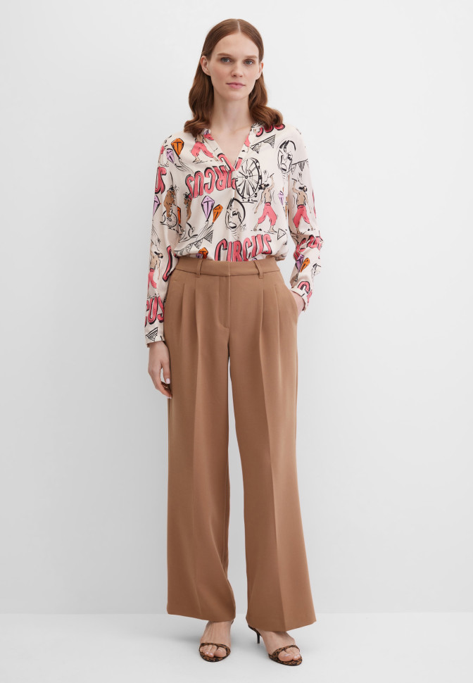 Блузка с длинным рукавом