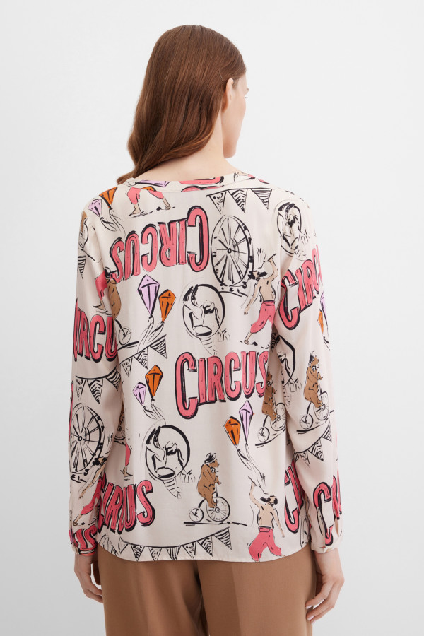 Блузка с длинным рукавом