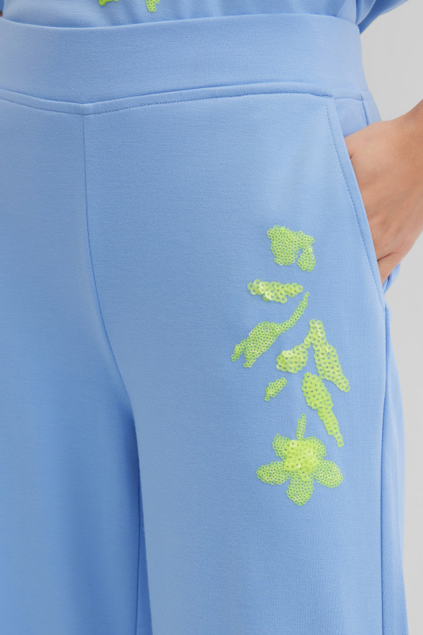 Брюки кюлоты трикотажные с пайетками