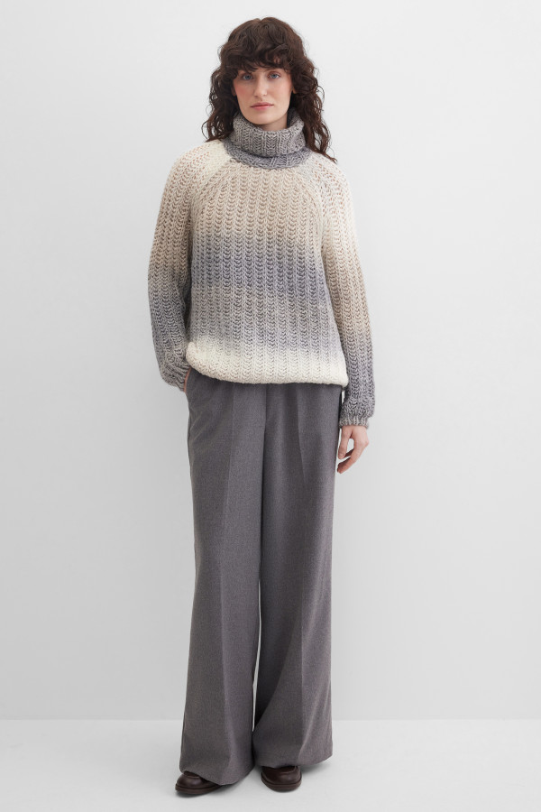 Свитер крупной вязки