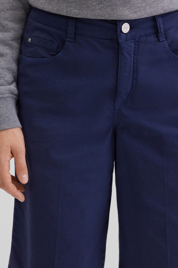 Шорты бермуды