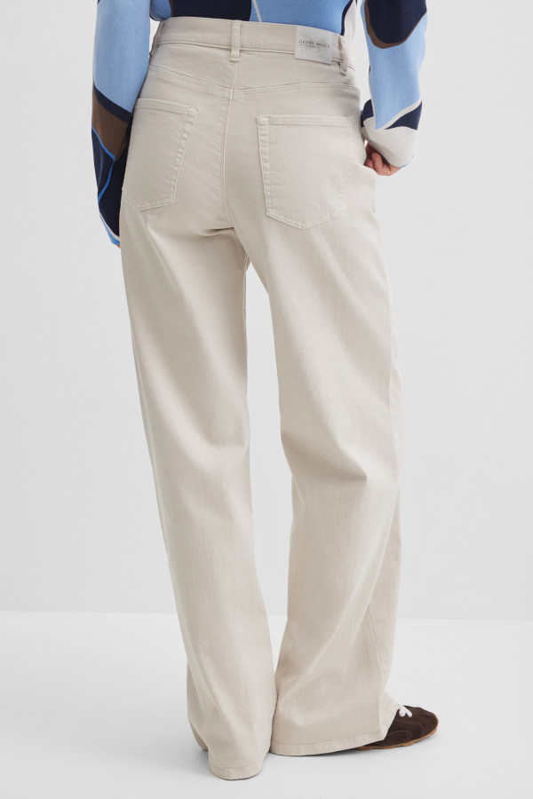 Джинсы широкие