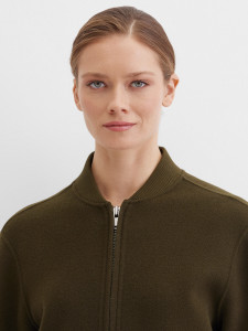 Куртка-бомбер