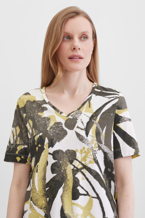 Футболка с принтом