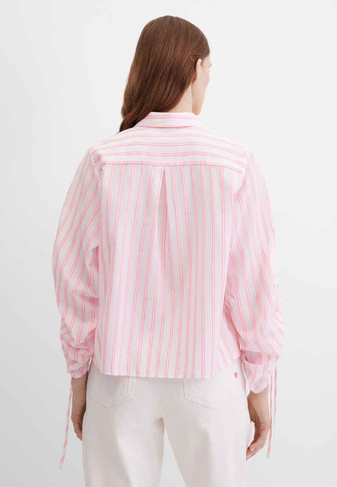 Блузка укороченная