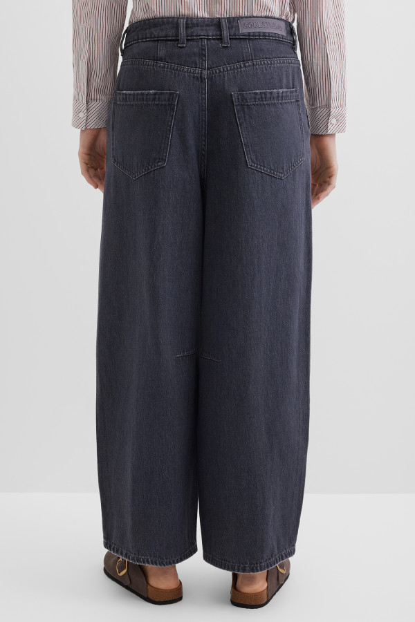 Джинсы широкие