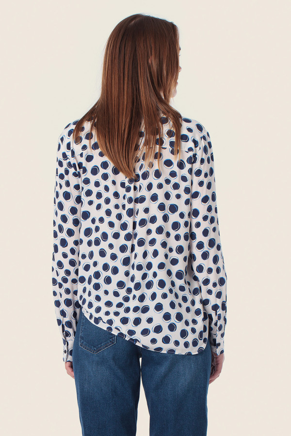 Блузка из вискозы