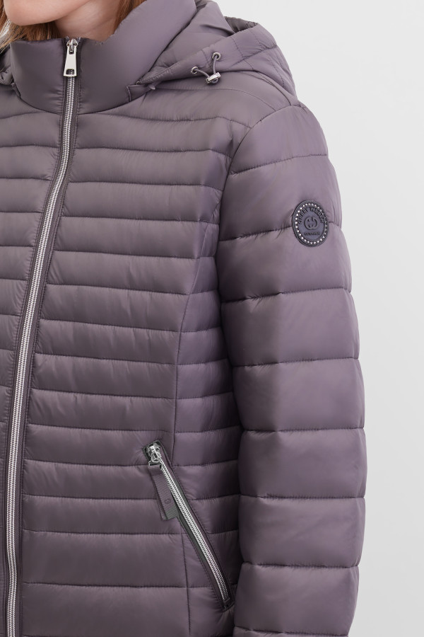 Куртка утепленная с капюшоном