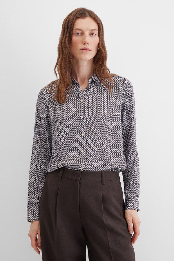 Блузка с длинным рукавом