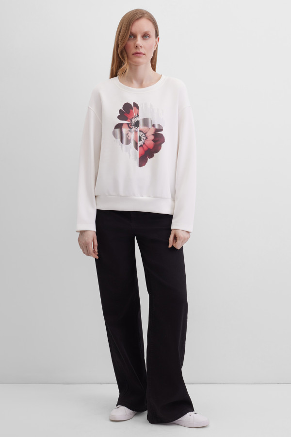 Свитшот с абстрактным принтом