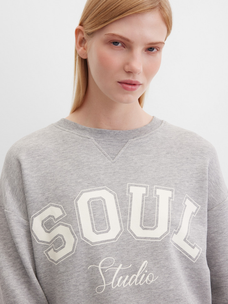 Свитшот укороченный