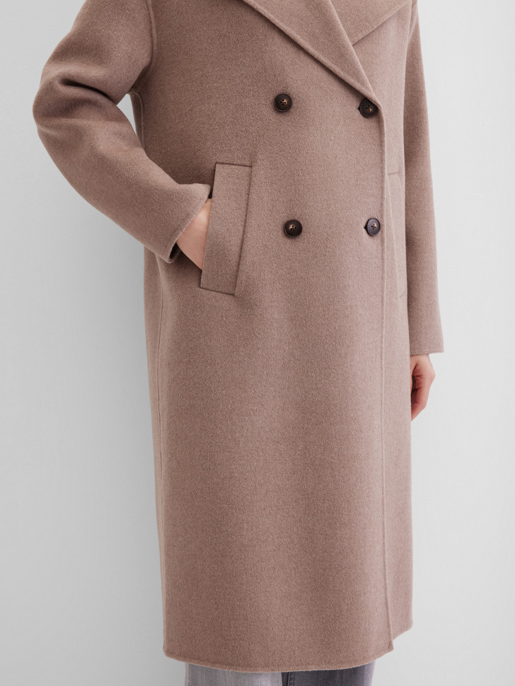 Пальто из шерсти