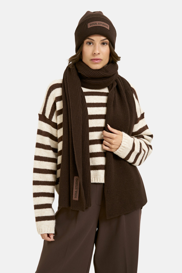 Шарф вязаный