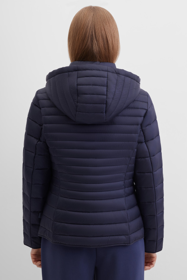 Куртка утепленная с капюшоном