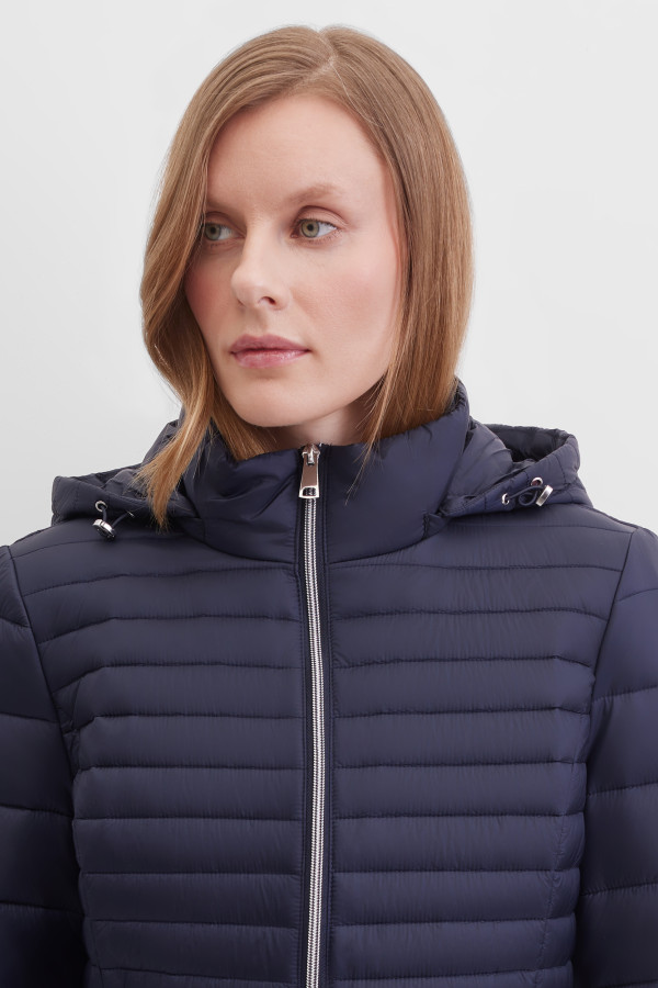 Куртка утепленная с капюшоном