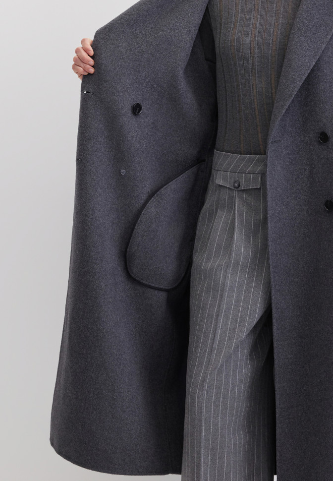 Пальто из шерсти