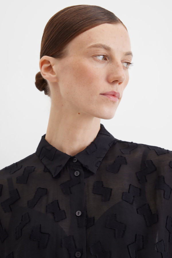 Блузка с длинным рукавом