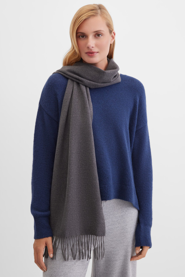 Шарф из мягкой вискозы