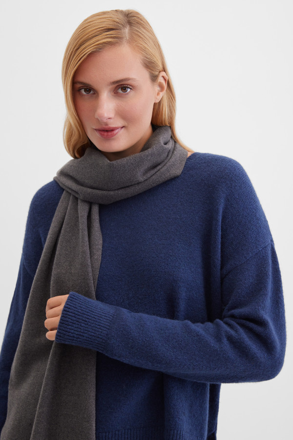 Шарф из мягкой вискозы