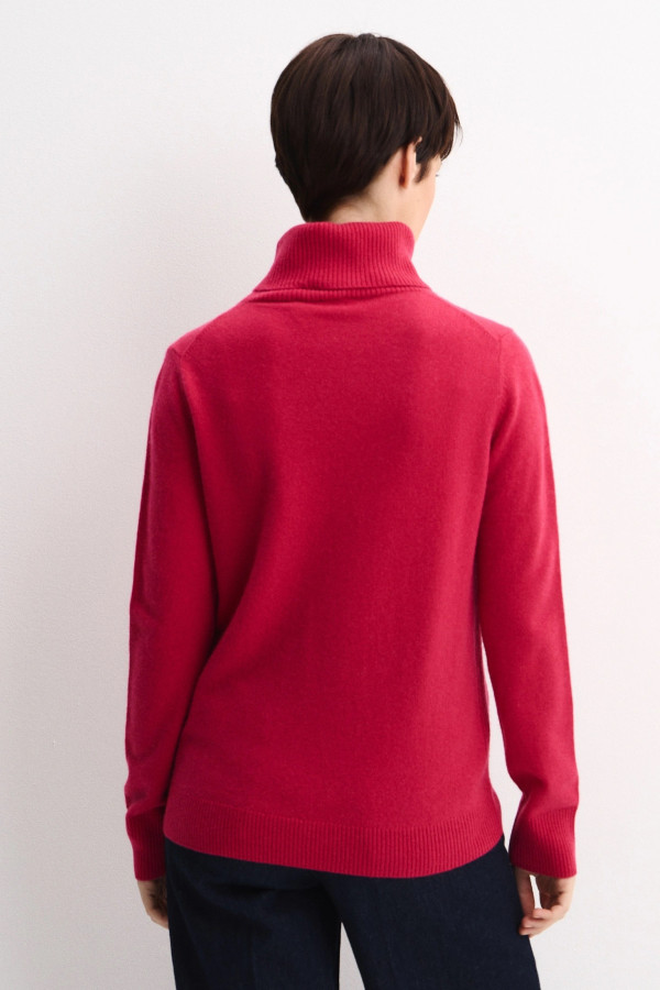 Водолазка прямого кроя