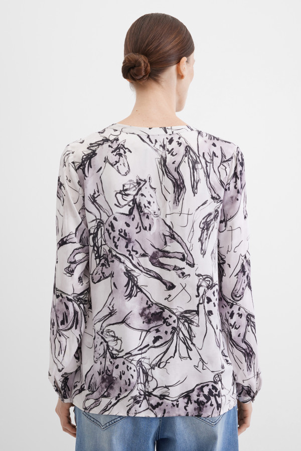 Блузка с длинным рукавом