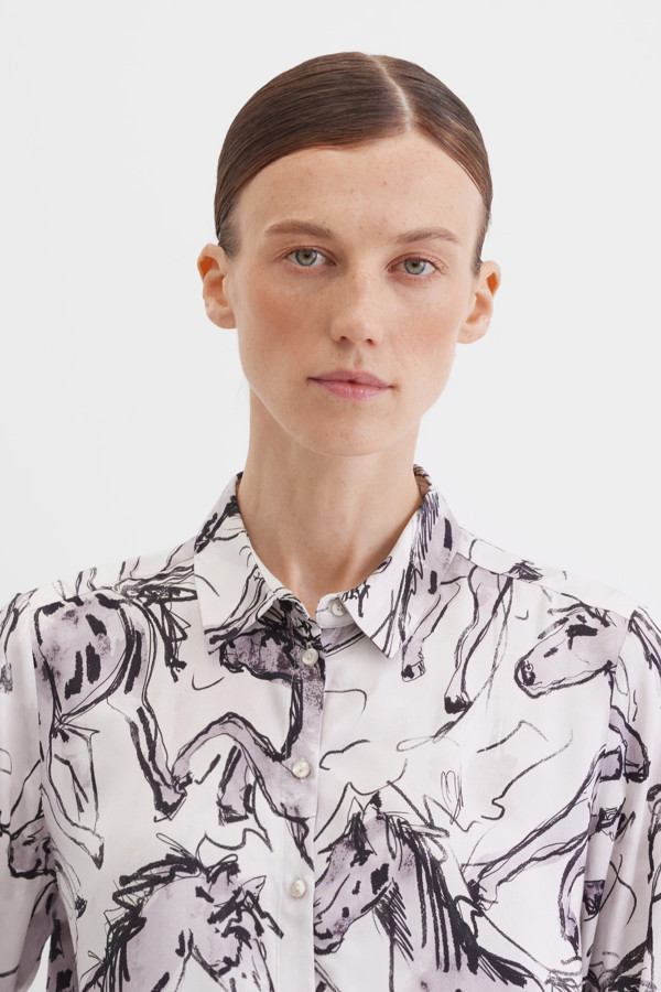 Блузка с длинным рукавом