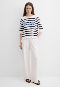 Джемпер свободный