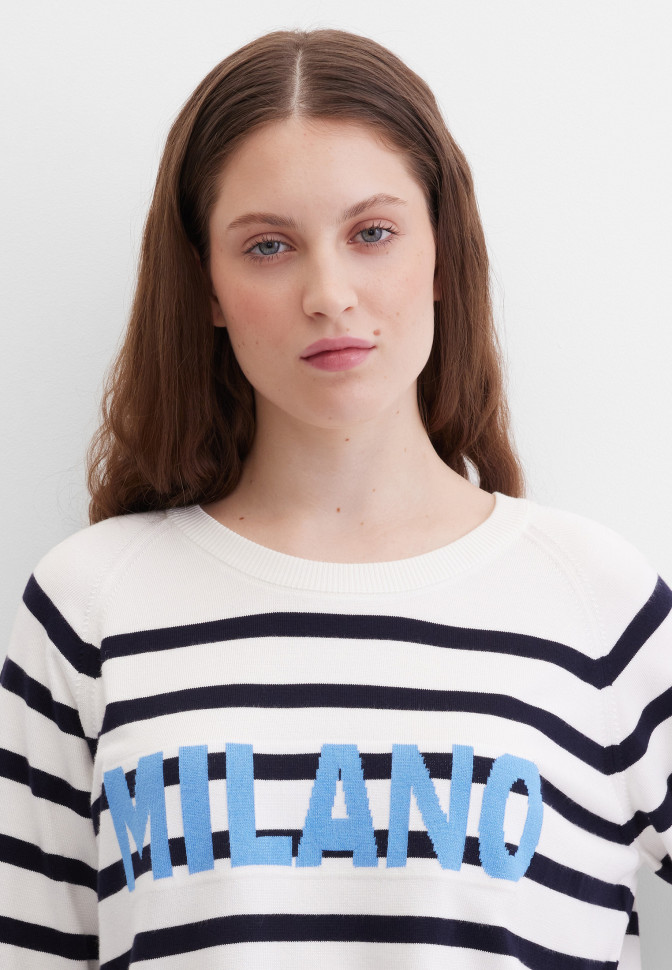 Джемпер свободный