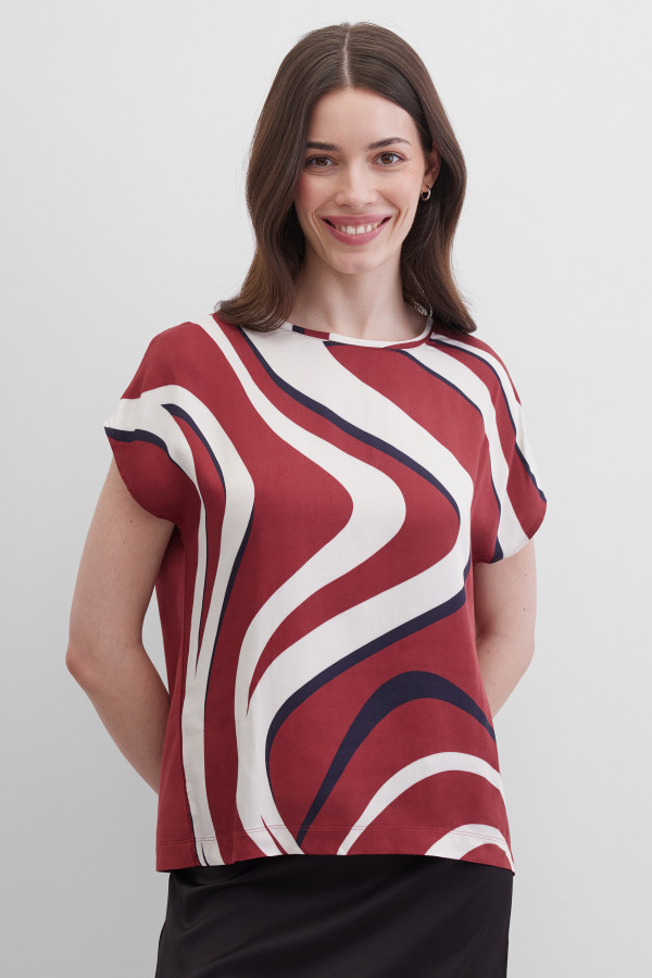 Футболка с принтом