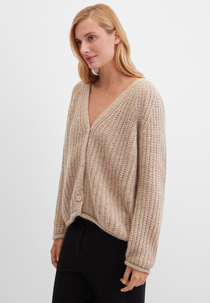 Кардиган крупной вязки