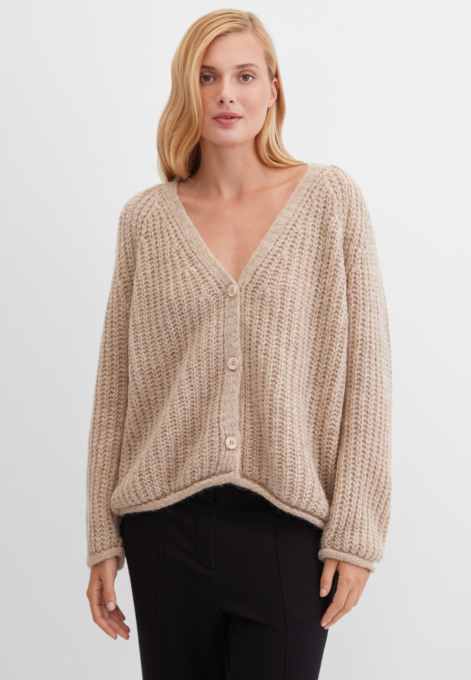 Кардиган крупной вязки