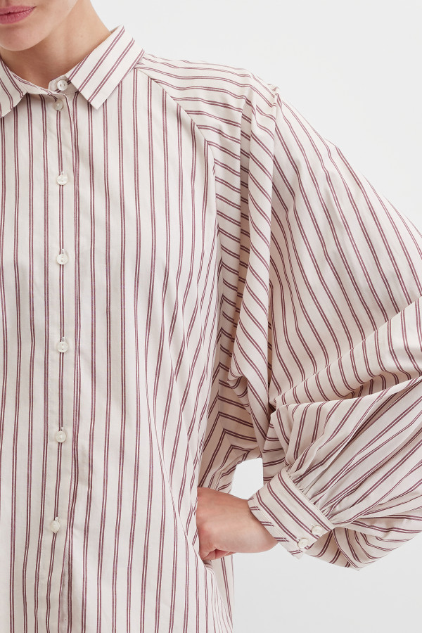 Блузка в полоску