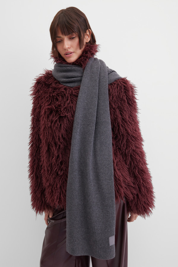 Шарф вязаный