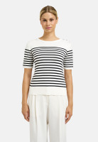 Джемпер в полоску