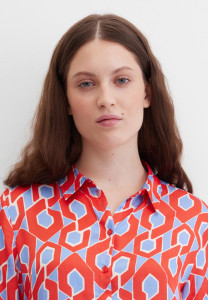 Блузка с длинным рукавом