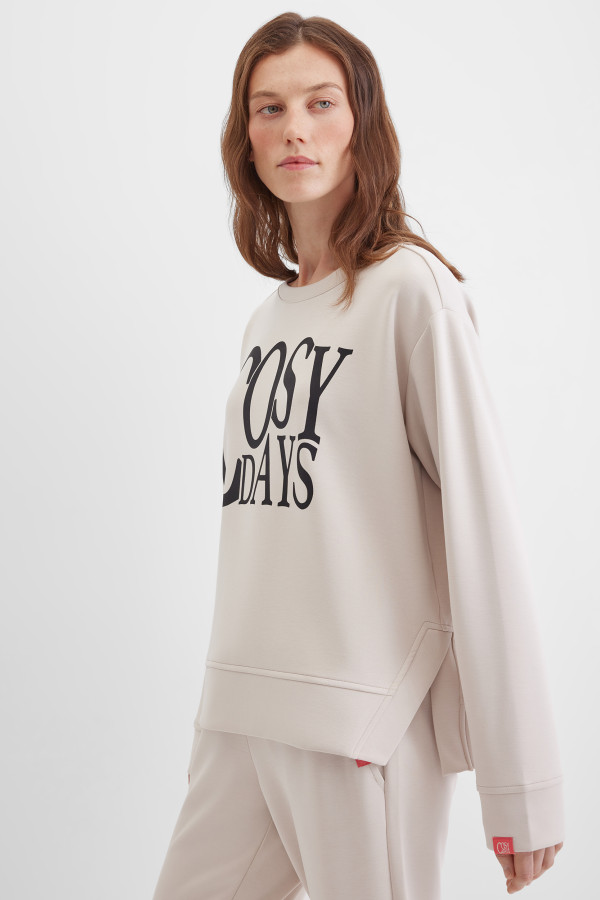 Свитшот с надписью