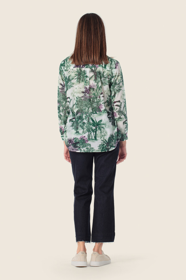 Блузка с растительным принтом