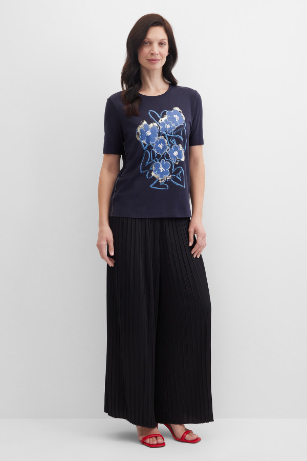 Футболка с цветочным принтом