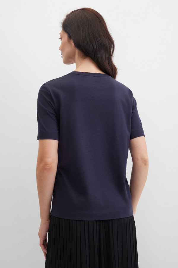 Футболка с цветочным принтом