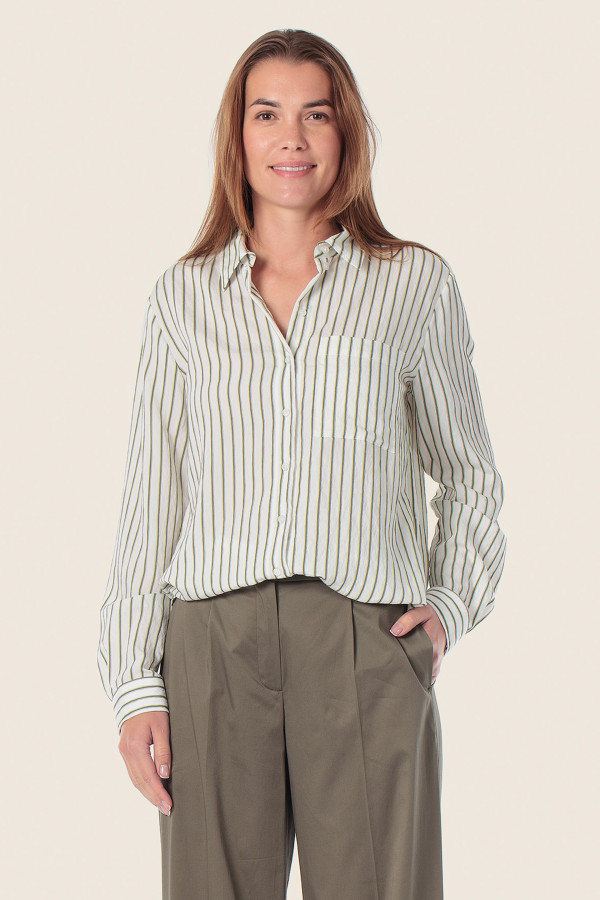 Блузка в полоску