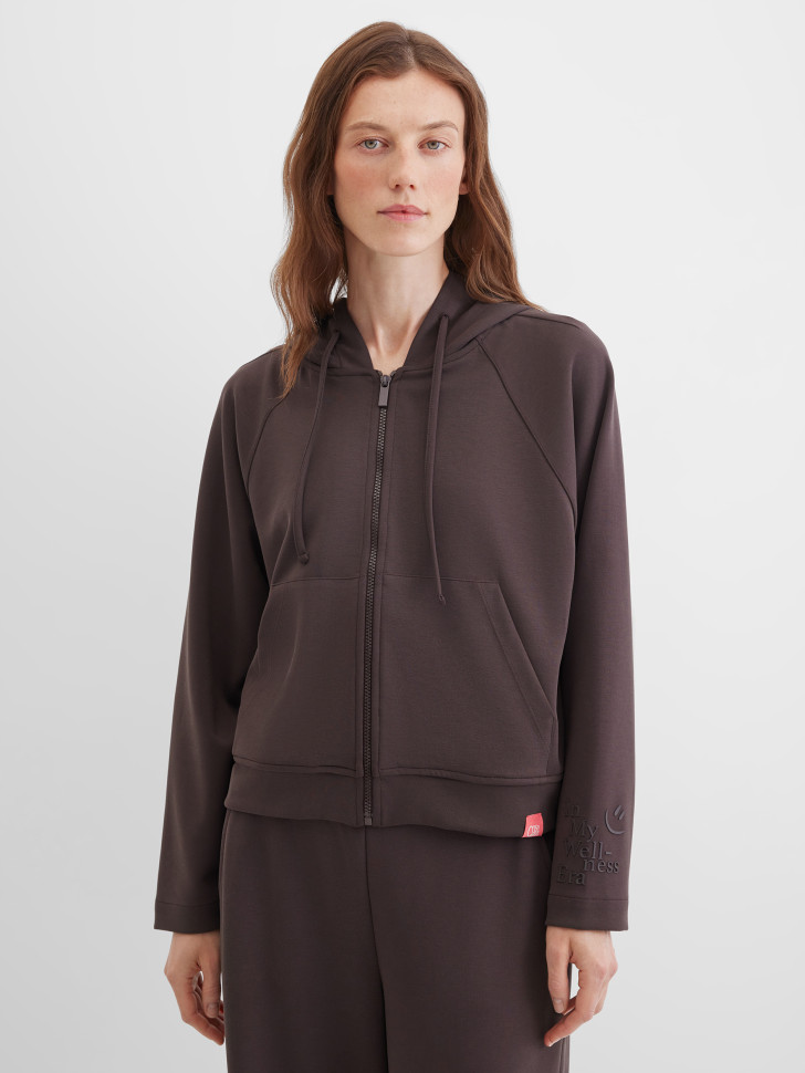 Толстовка с капюшоном