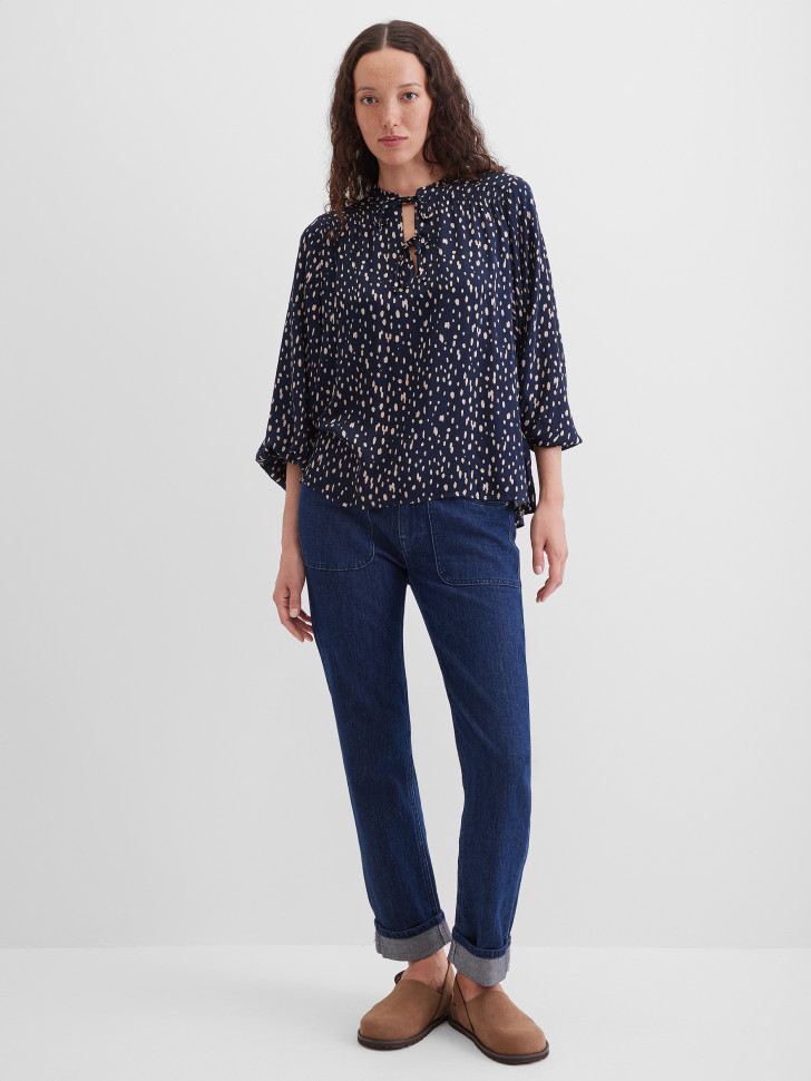 Блузка в горошек