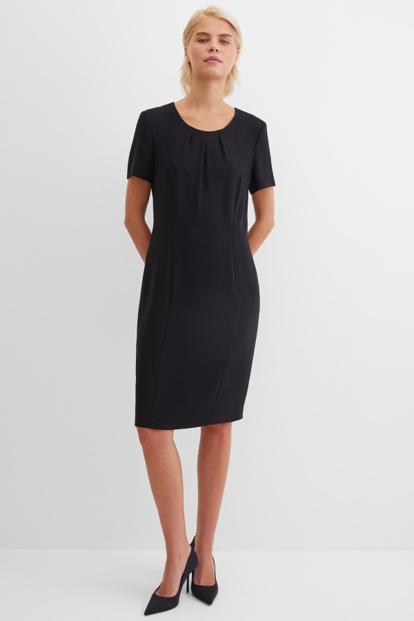 Платье приталенное