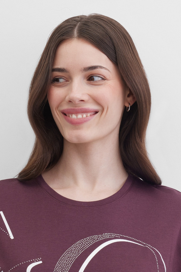 Футболка свободного кроя