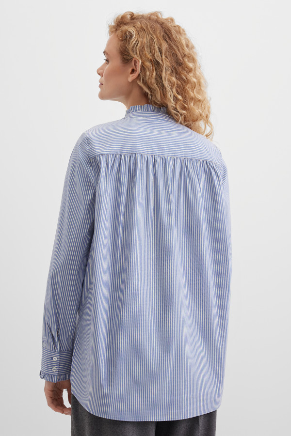 Блузка в полоску