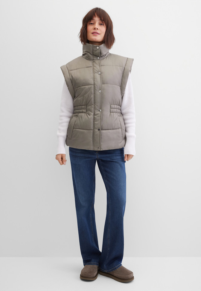 Жилет утепленный