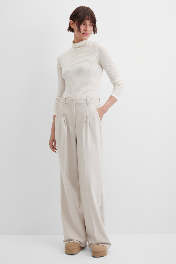 Водолазка в рубчик